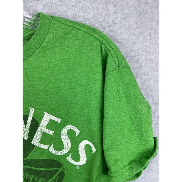 Guinness Stout Shirt Men's M Green Short Sleeve Beer Brewery Irish Pub Bar - Picture 4 of 9
